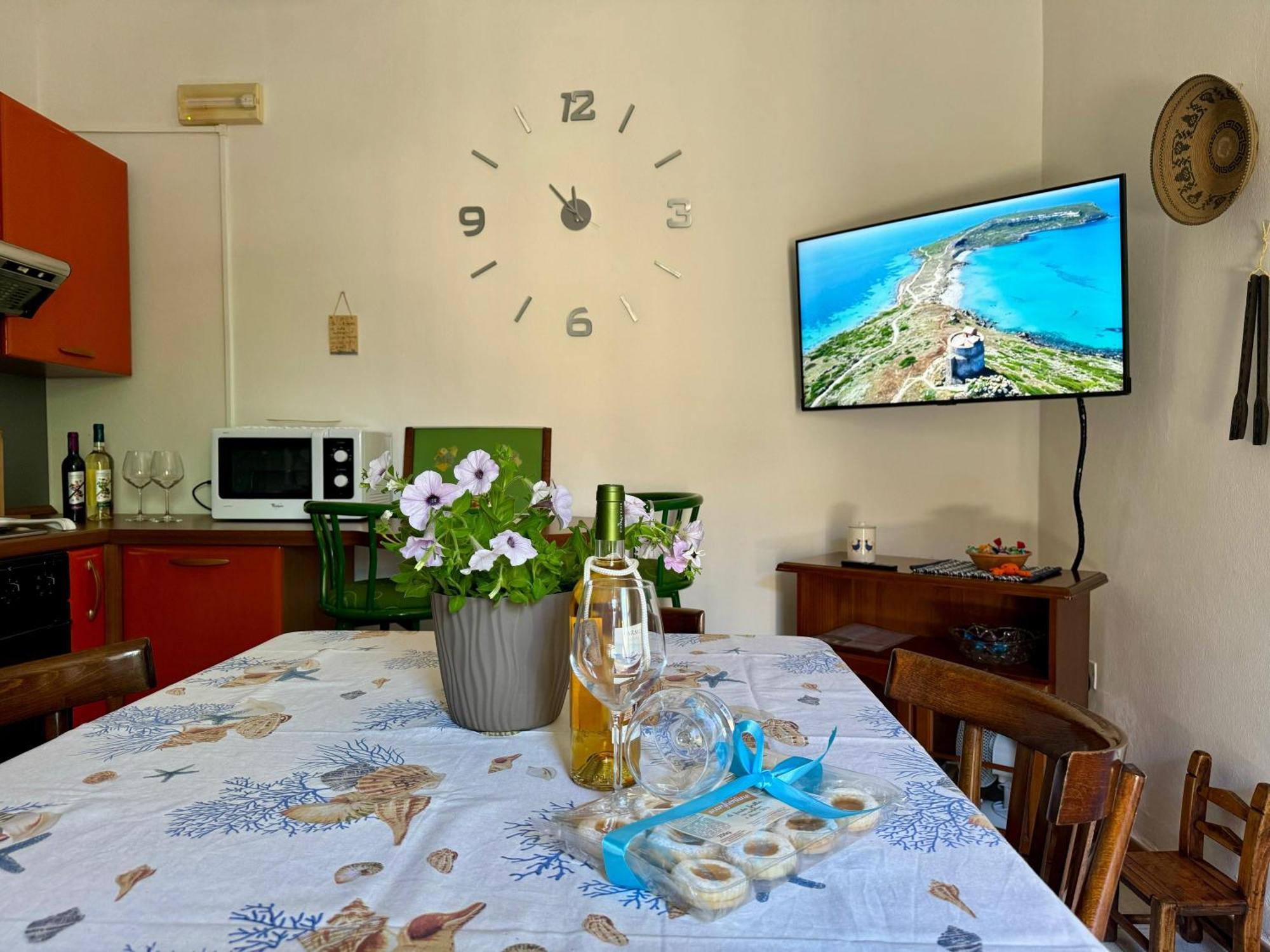 Villa Il Quarzo Azzurro à Càbras Extérieur photo